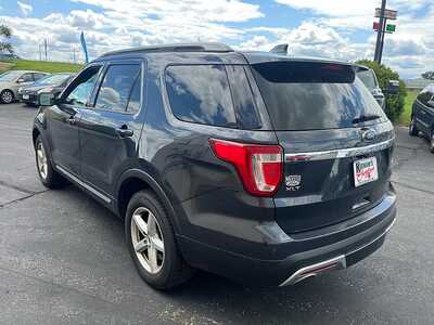 2017 Ford Explorer, $16990. Photo 6