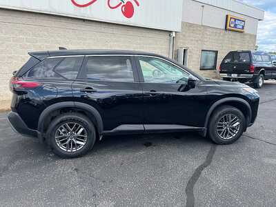 2023 Nissan Rogue, $21740. Photo 10