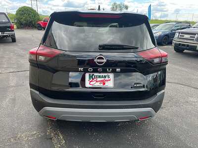 2023 Nissan Rogue, $21740. Photo 8