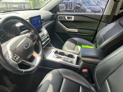 2022 Ford Explorer, $28790. Photo 10