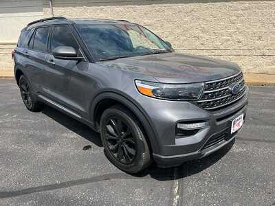 2022 Ford Explorer, $28790. Photo 2