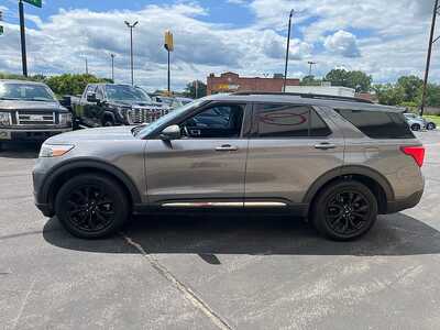 2022 Ford Explorer, $28790. Photo 5