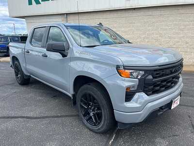 2024 Chevrolet 1500 Crew Cab, $34820. Photo 2