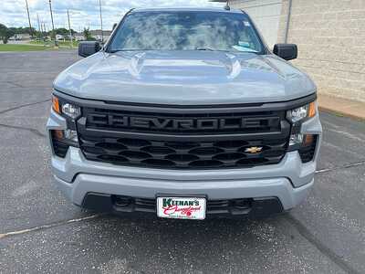 2024 Chevrolet 1500 Crew Cab, $34820. Photo 3
