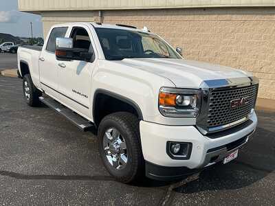 2017 GMC 3500 Crew Cab, $29755. Photo 2