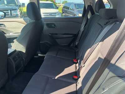 2023 Nissan Rogue, $18490. Photo 12