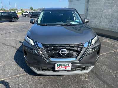 2023 Nissan Rogue, $18490. Photo 3