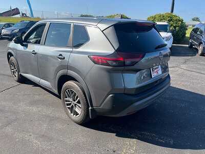 2023 Nissan Rogue, $18490. Photo 6