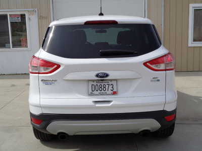 2014 Ford Escape, $12595. Photo 4