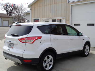 2014 Ford Escape, $12595. Photo 5