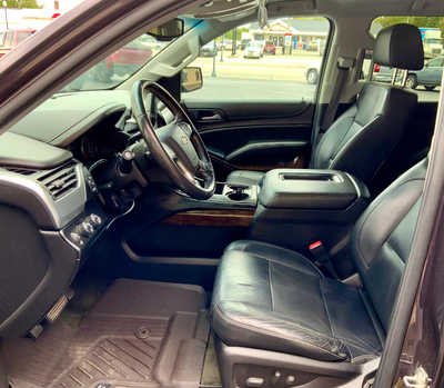 2015 Chevrolet Suburban, $20995. Photo 4