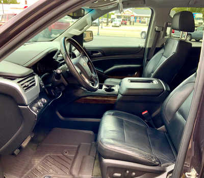 2015 Chevrolet Suburban, $21995. Photo 4