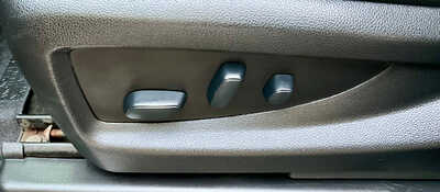 2018 Chevrolet Suburban, $18500. Photo 9