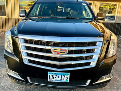 2017 Cadillac Escalade, $15995. Photo 2