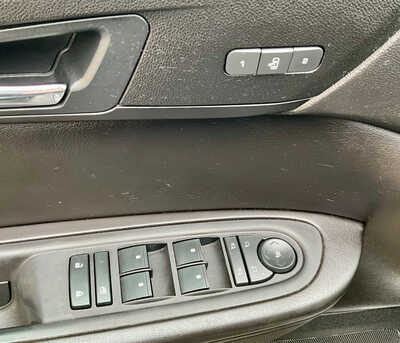 2017 Chevrolet Traverse, $15995. Photo 6