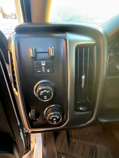 2017 Chevrolet 1500 Crew Cab, $19995. Photo 7