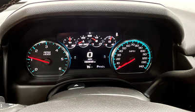 2017 GMC Yukon XL, $16988. Photo 10