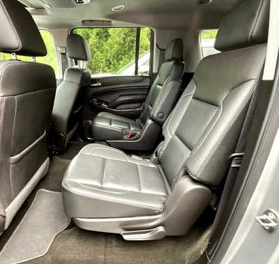 2017 GMC Yukon XL, $16988. Photo 6