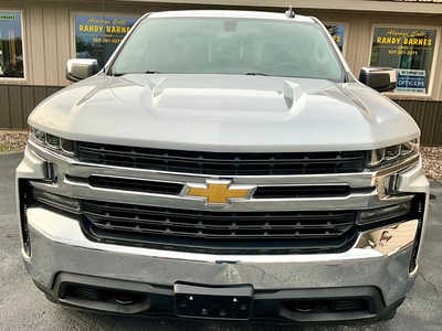 2019 Chevrolet 1500 Crew Cab, $28995. Photo 2