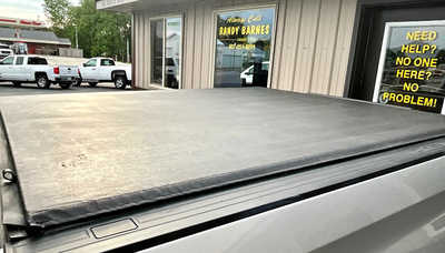 2019 Chevrolet 1500 Crew Cab, $28995. Photo 5