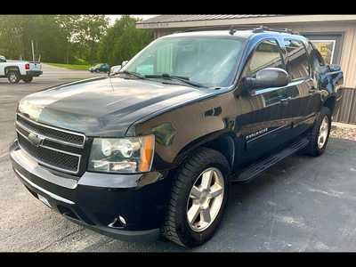 2013 Chevrolet Avalanche, $14995. Photo 1