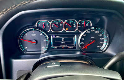 2017 GMC 1500 Crew Cab, $21999. Photo 7