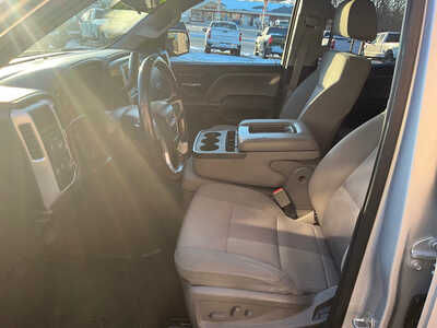 2014 GMC 1500 Ext Cab, $13988. Photo 4