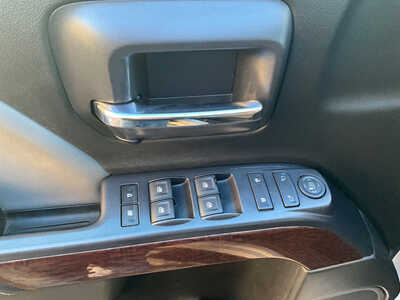 2014 GMC 1500 Ext Cab, $13988. Photo 5