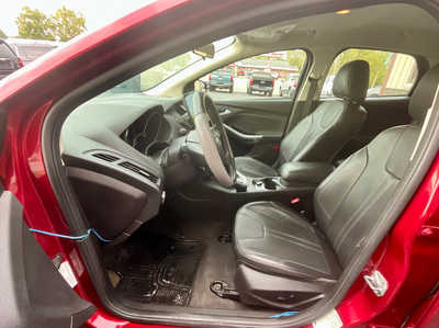 2014 Ford Focus, $0. Photo 4
