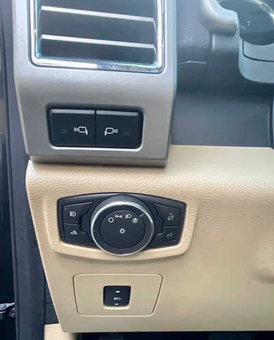 2015 Ford F150 Crew Cab, $16500. Photo 10