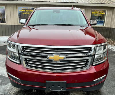 2017 Chevrolet Suburban, $15495. Photo 2