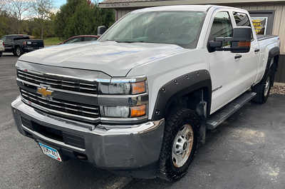 2018 Chevrolet 2500 Crew Cab, $22495. Photo 3