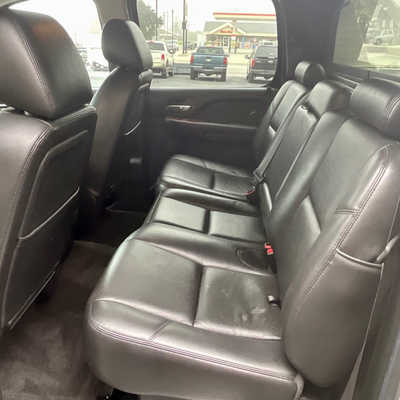 2013 Chevrolet Avalanche, $11995. Photo 8
