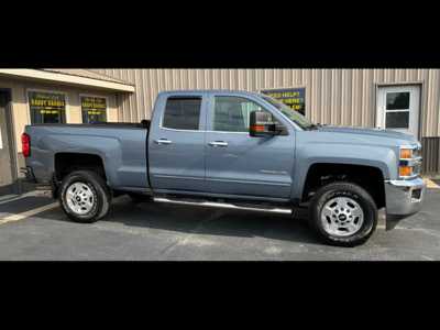 2015 Chevrolet 2500 Ext Cab, $24995. Photo 1