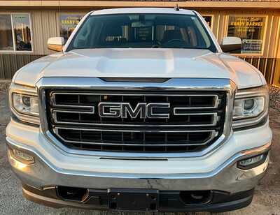 2017 GMC 1500 Crew Cab, $19988. Photo 2
