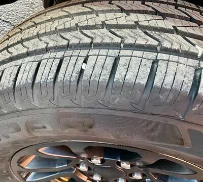 2017 GMC 1500 Crew Cab, $19988. Photo 9