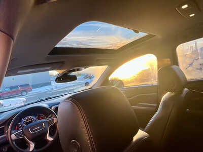 2017 GMC Acadia, $12995. Photo 9