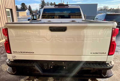 2021 Chevrolet 2500 Ext Cab, $27995. Photo 4
