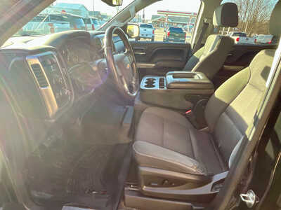 2015 Chevrolet 1500 Crew Cab, $0. Photo 5