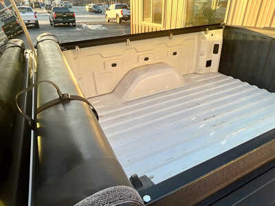 2019 Chevrolet 1500 Ext Cab, $18500. Photo 5