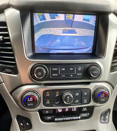 2018 Chevrolet Suburban, $13994. Photo 9