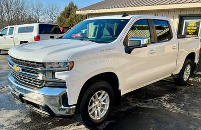 2021 Chevrolet 1500 Crew Cab, $20995. Photo 3