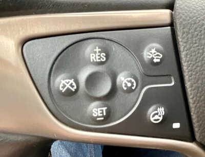 2017 GMC 1500 Crew Cab, $20500. Photo 11