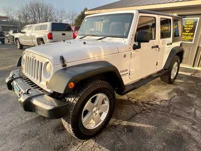 2012 Jeep Wrangler Unlimited, $8995. Photo 1