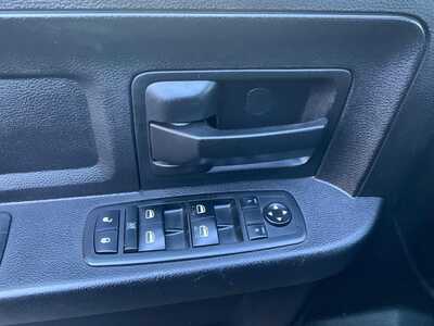 2015 RAM 2500 Crew Cab, $14988. Photo 7