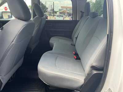 2017 RAM 1500 Crew Cab, $14988. Photo 5
