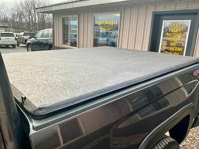 2015 Chevrolet 1500 Crew Cab, $12488. Photo 4