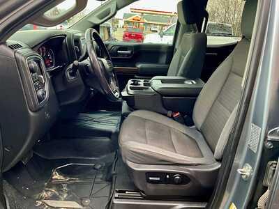 2019 Chevrolet 1500 Ext Cab, $14995. Photo 4