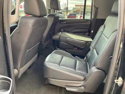 2018 Chevrolet Suburban, $0. Photo 5