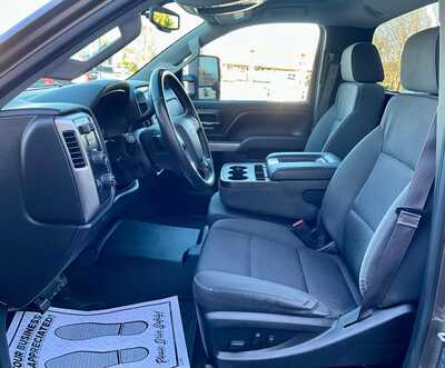 2015 Chevrolet 3500 Reg Cab, $0. Photo 7